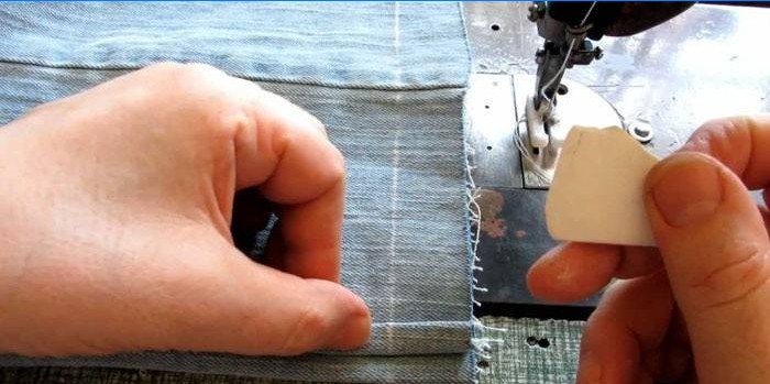 Leg marking and sewing machine