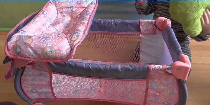 Bed for Baby Bon