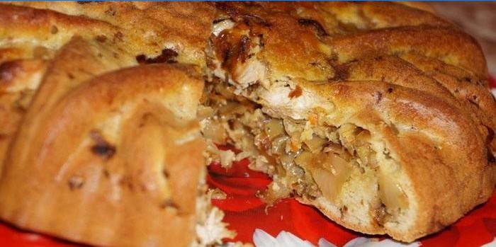 Pie with sauerkraut and minced meat