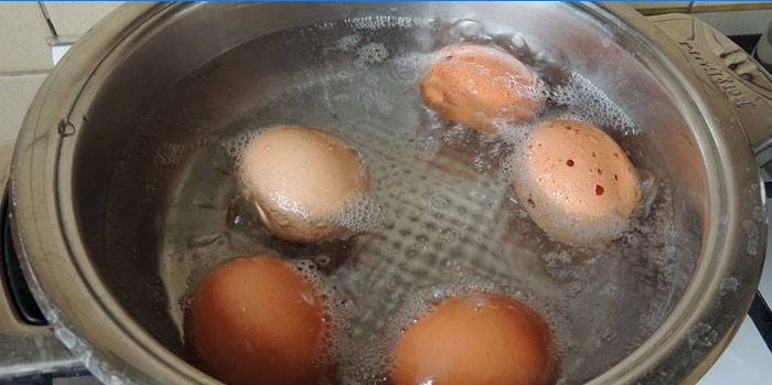 Eggs boiled in boiling water.