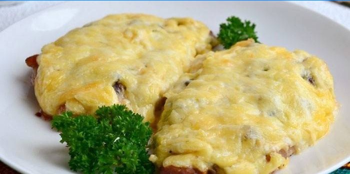 Baked pork with cheese