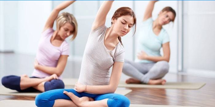 Girls in a yogalates class