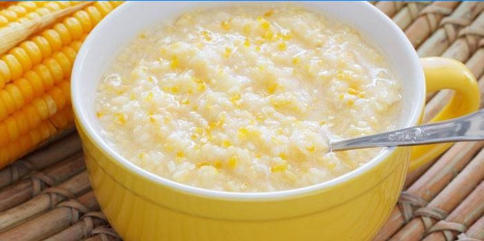 Corn porridge in milk