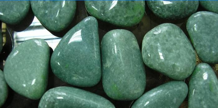 Stones for stoves jadeite