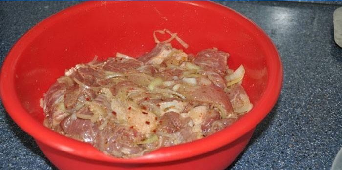 Raw meat in a bowl