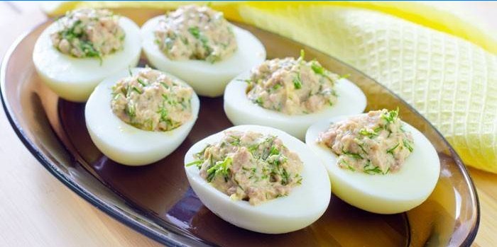 Stuffed Eggs with Cod Liver