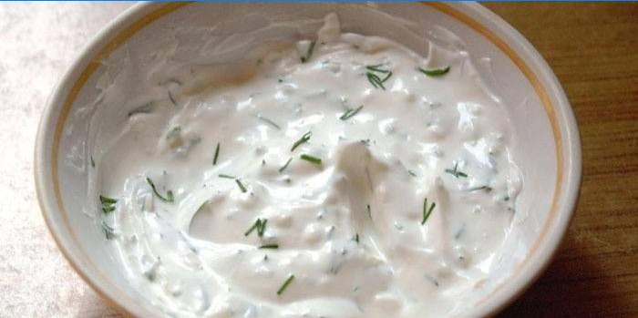 Creamy mayonnaise dressing