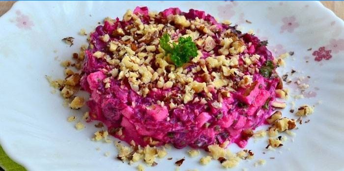 Beetroot salad with mayonnaise and nuts