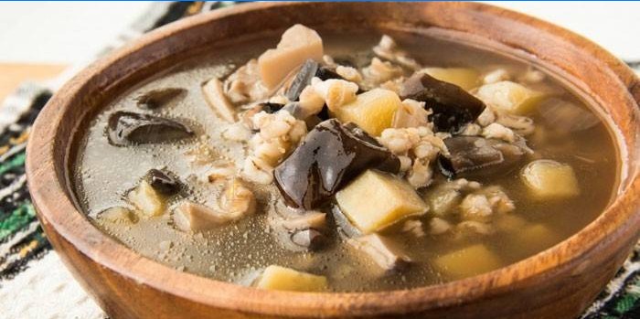 Soup with mushrooms and pearl barley