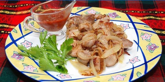 Meat with onions