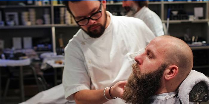 Master cuts his beard