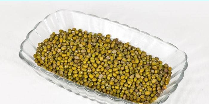 Green lentils in a glass dish