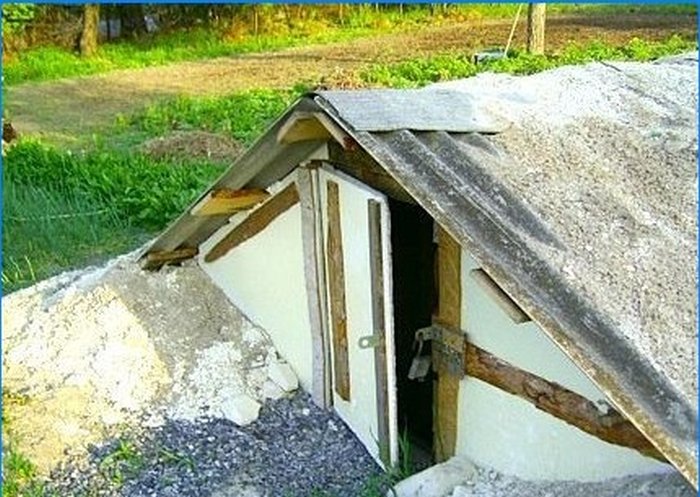 DIY cellar construction