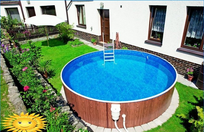 Frame pools for summer cottages: handmade