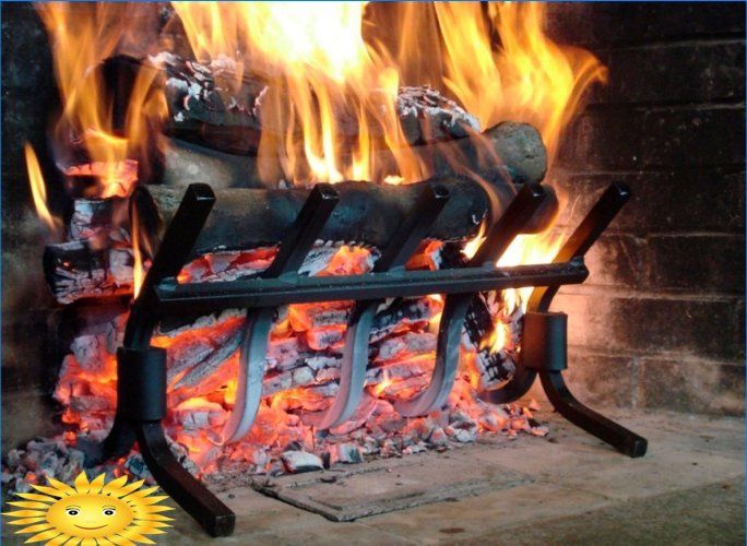 Grates for stoves and fireplaces: types, features of selection and operation