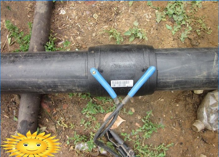 Electrofusion welding of HDPE pipes