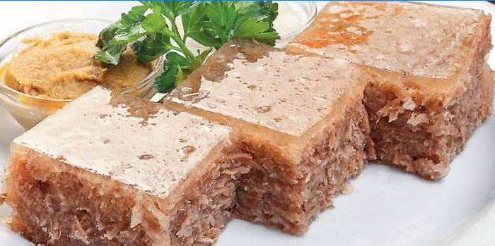Beef jelly with mustard