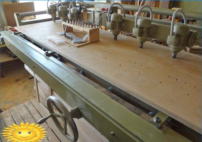Copy milling machine for wood