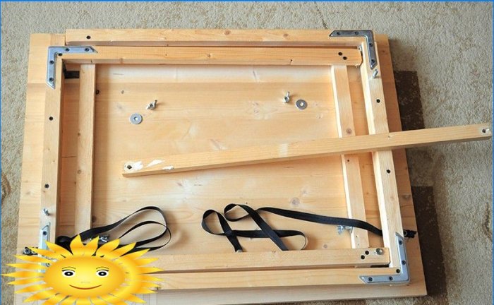 DIY wooden folding table