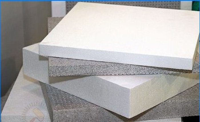 How to make the base of the floors under the screed from expanded polystyrene