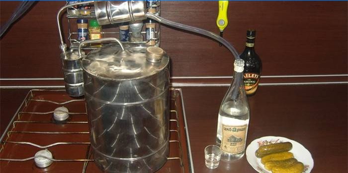 Moonshine distillation process