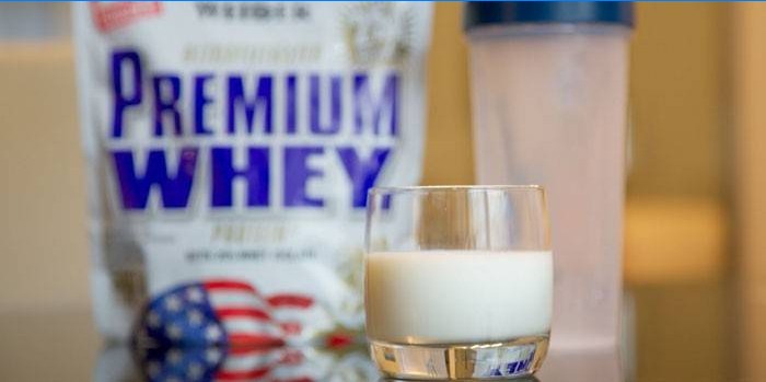 Whey protein in packaging and glass