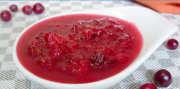 Sweet and sour cranberry sauce