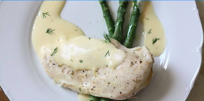 Steamed Chicken Breast with Sauce