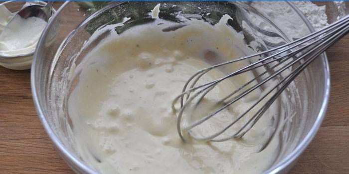 Batter on sour cream for fried fish