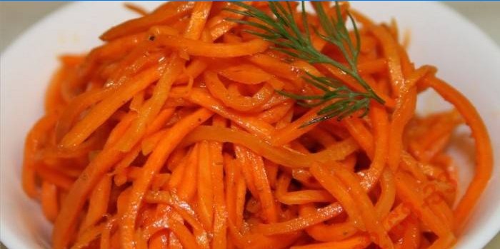 Korean carrots using seasoning