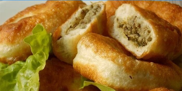 Kefir fried pastry with meat filling