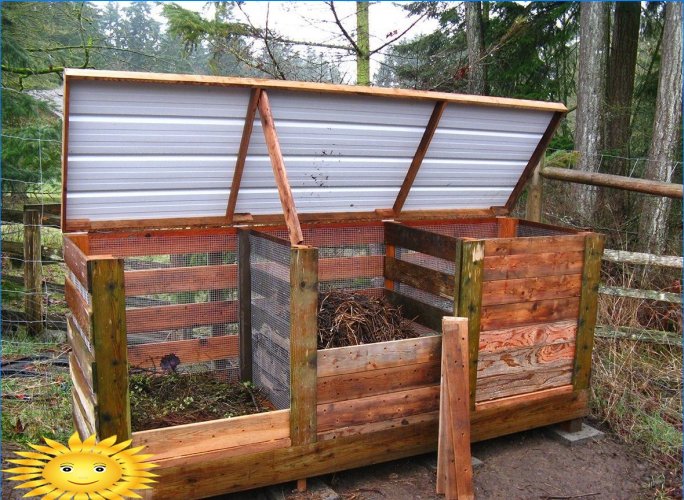 Compost heap container