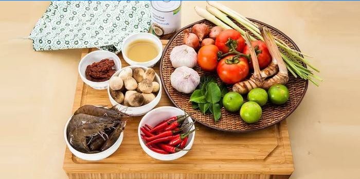 Ingredients for Thai Tom Yum Soup
