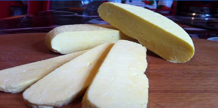 Ready homemade soft cheese