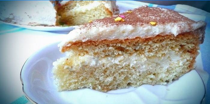Kefir dough cake with custard