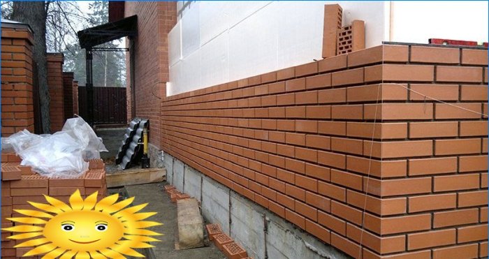 Wall cladding: how to brick a house with your own hands