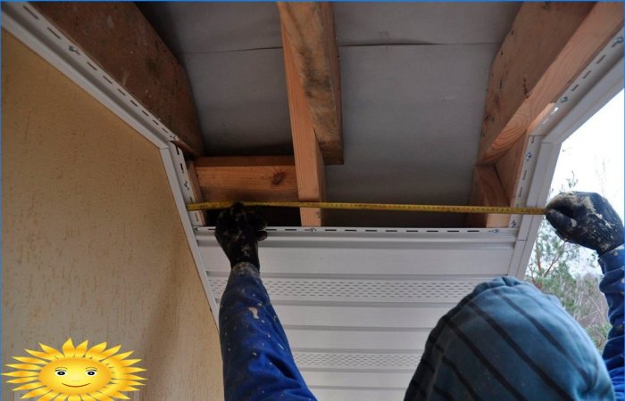 Soffits for filing roof eaves