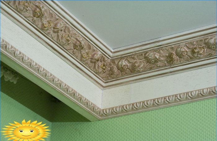 Ceiling plinth for stretch ceiling or PVC insert: choice of installation technology