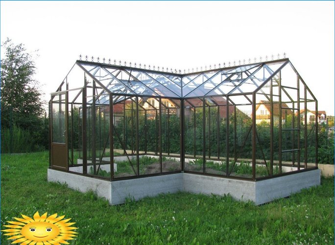 Country greenhouse - technical equipment