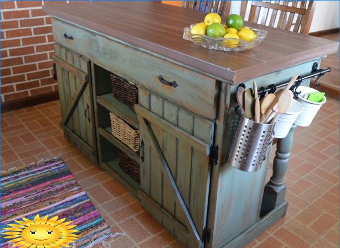 DIY kitchen island: the simplest examples