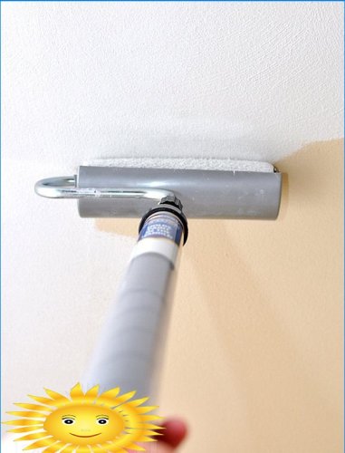 DIY painting wallpaper on the ceiling