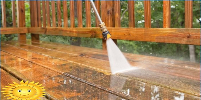 Cleaning the wooden deck