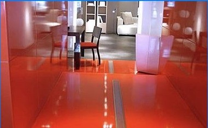 Self-leveling polyurethane floors