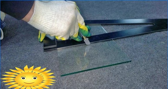How to choose a glass cutter and cut glass correctly