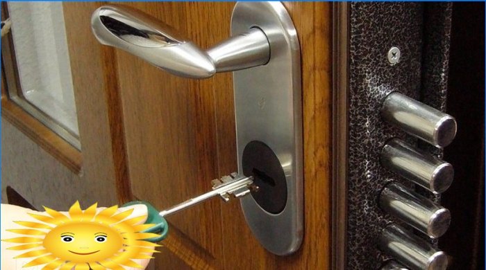 How to choose a lock on front doors