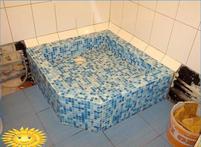 How to make a shower cabin from tiles and glass blocks