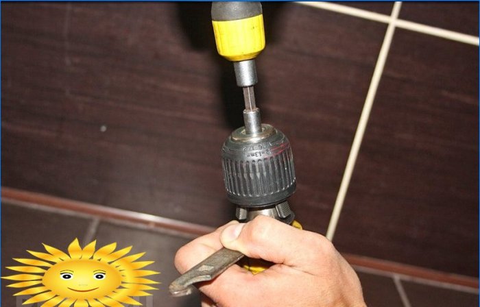 Master class: how to replace the cartridge with an electric drill