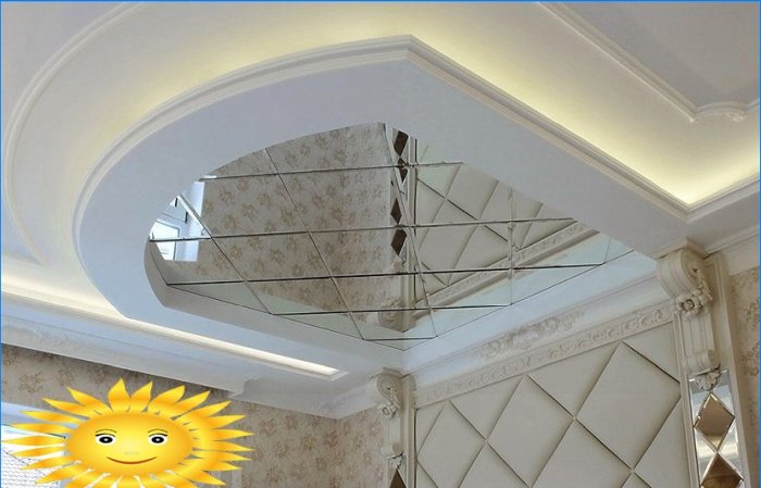 Mirrored ceiling. The choice of design, installation features