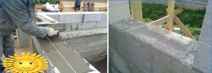 Laying of polystyrene concrete blocks