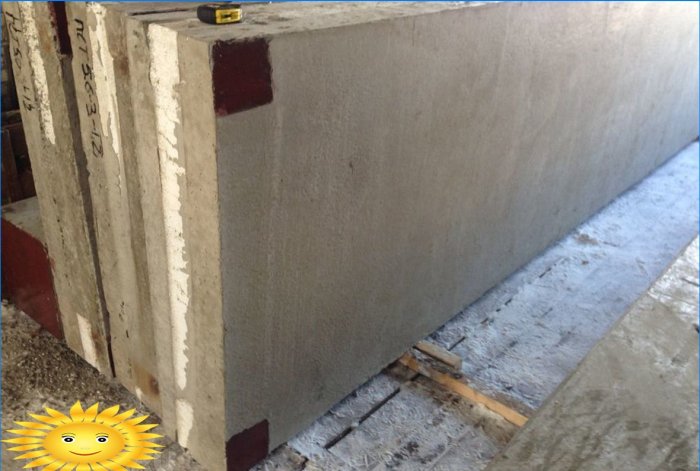 Three-layer reinforced concrete sandwich panels